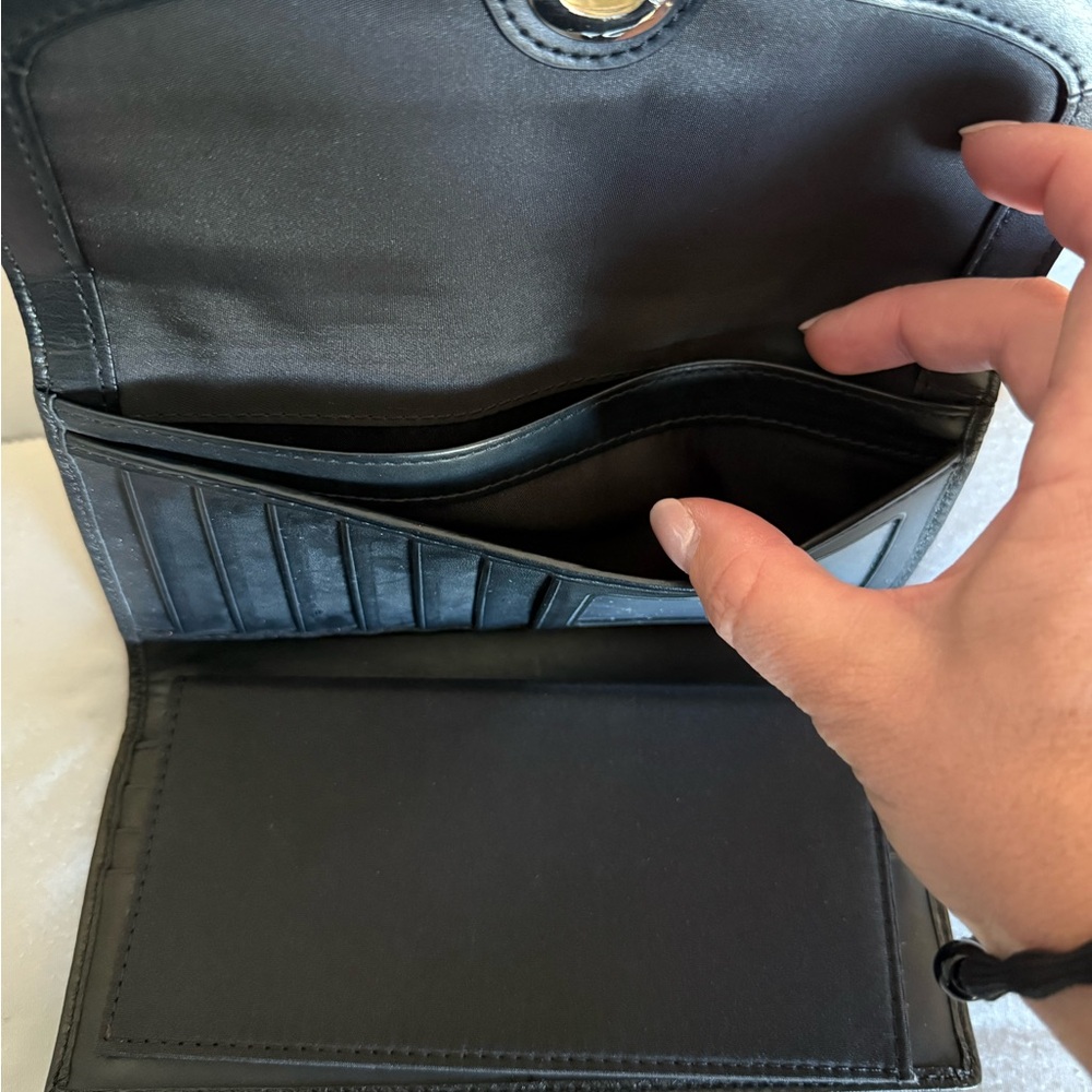 Coach Black Signature Pattern Wallet - Picture 5 of 7